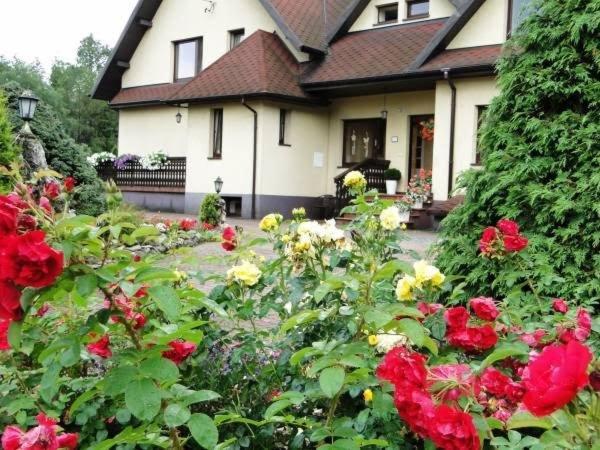 Skalny Apartamenty, Pokoje Ogrodzieniec Kültér fotó