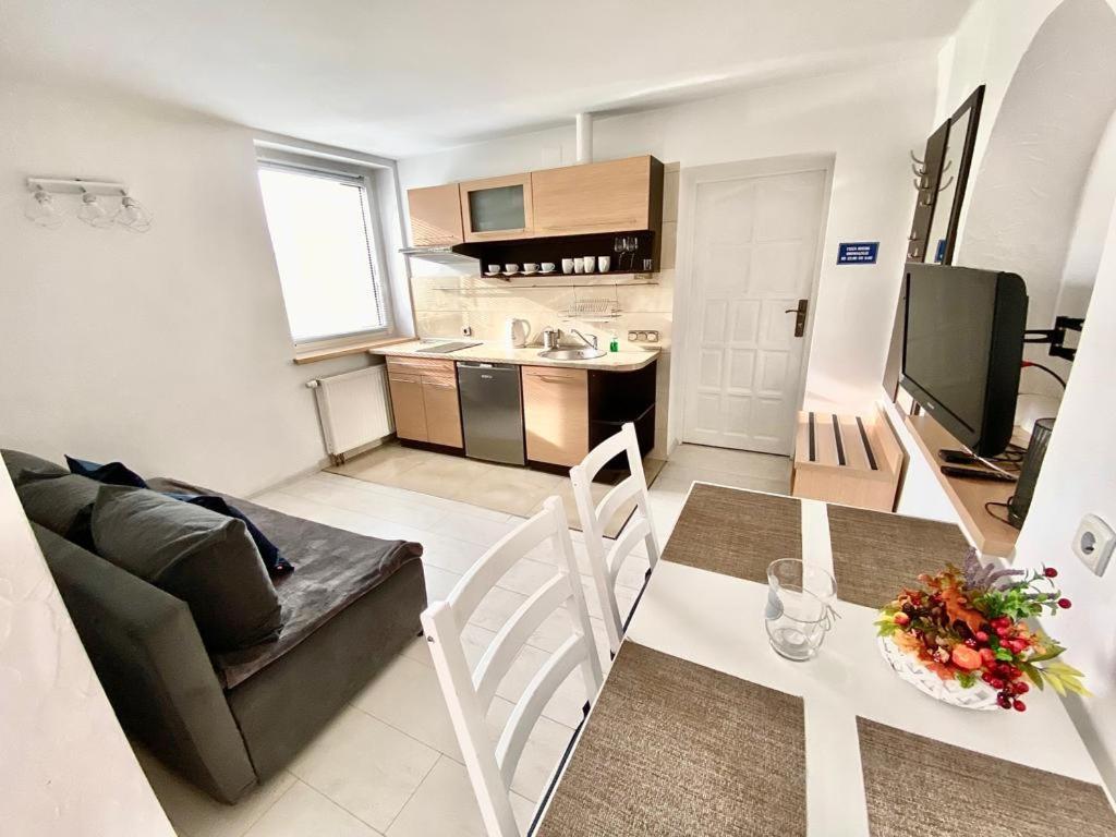Skalny Apartamenty, Pokoje Ogrodzieniec Kültér fotó