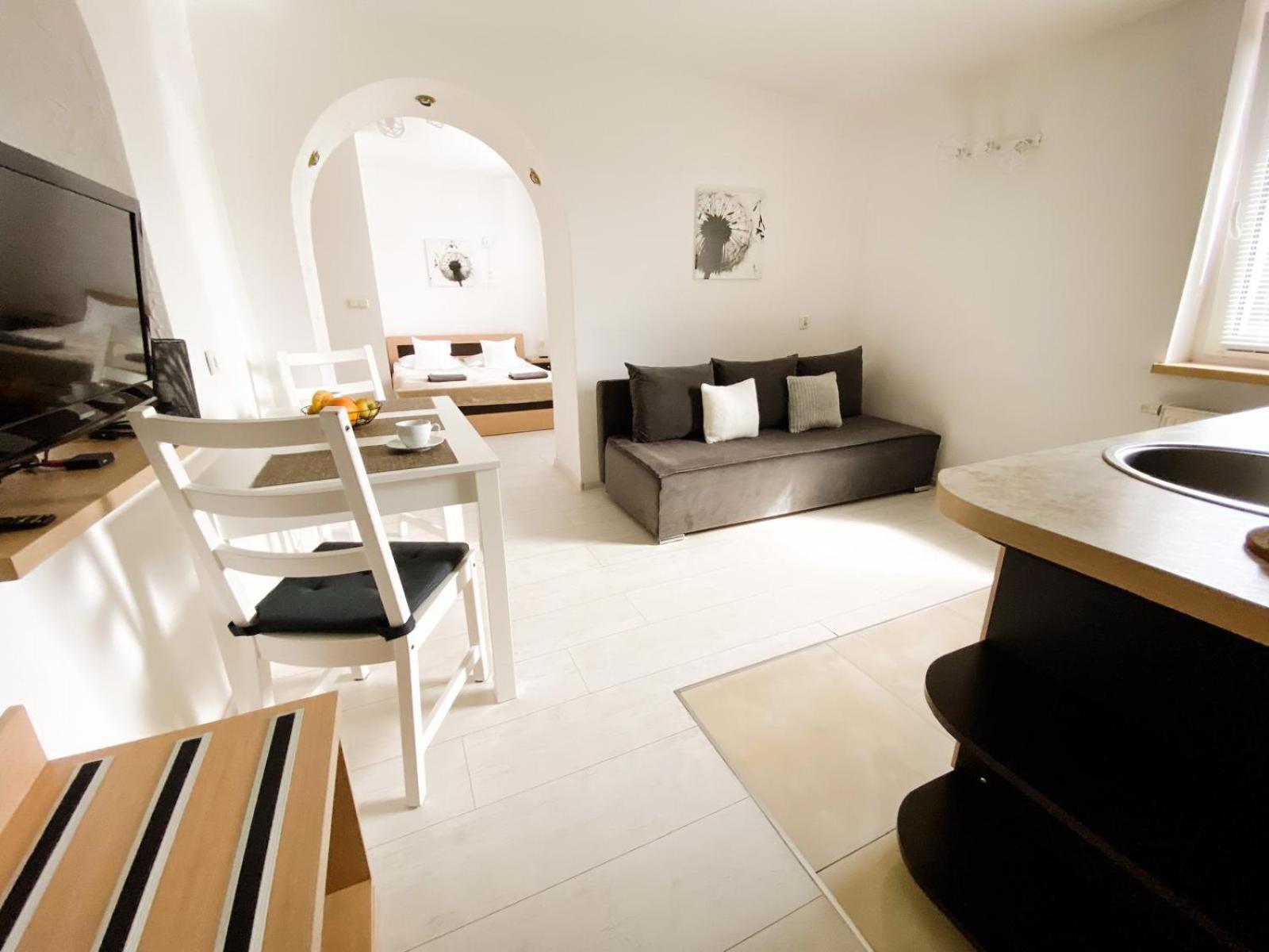 Skalny Apartamenty, Pokoje Ogrodzieniec Kültér fotó